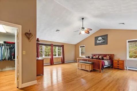 22 Lakewood Drive Alton NH 03810