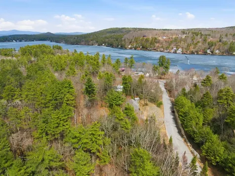 22 Lakewood Drive Alton NH 03810