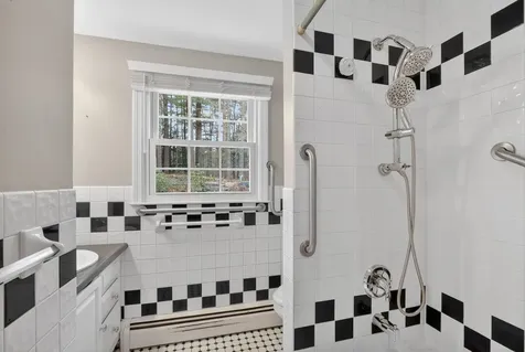 36 Bedford Road Merrimack NH 03054