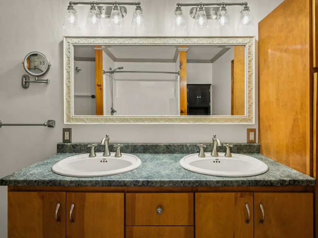 3520 Hinesburg Hollow Road Starksboro VT 05487