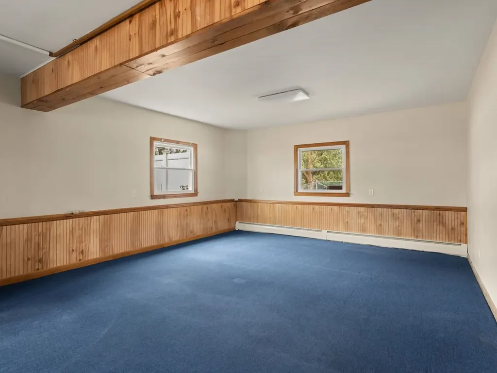 32 Dufresne Drive Winooski VT 05404