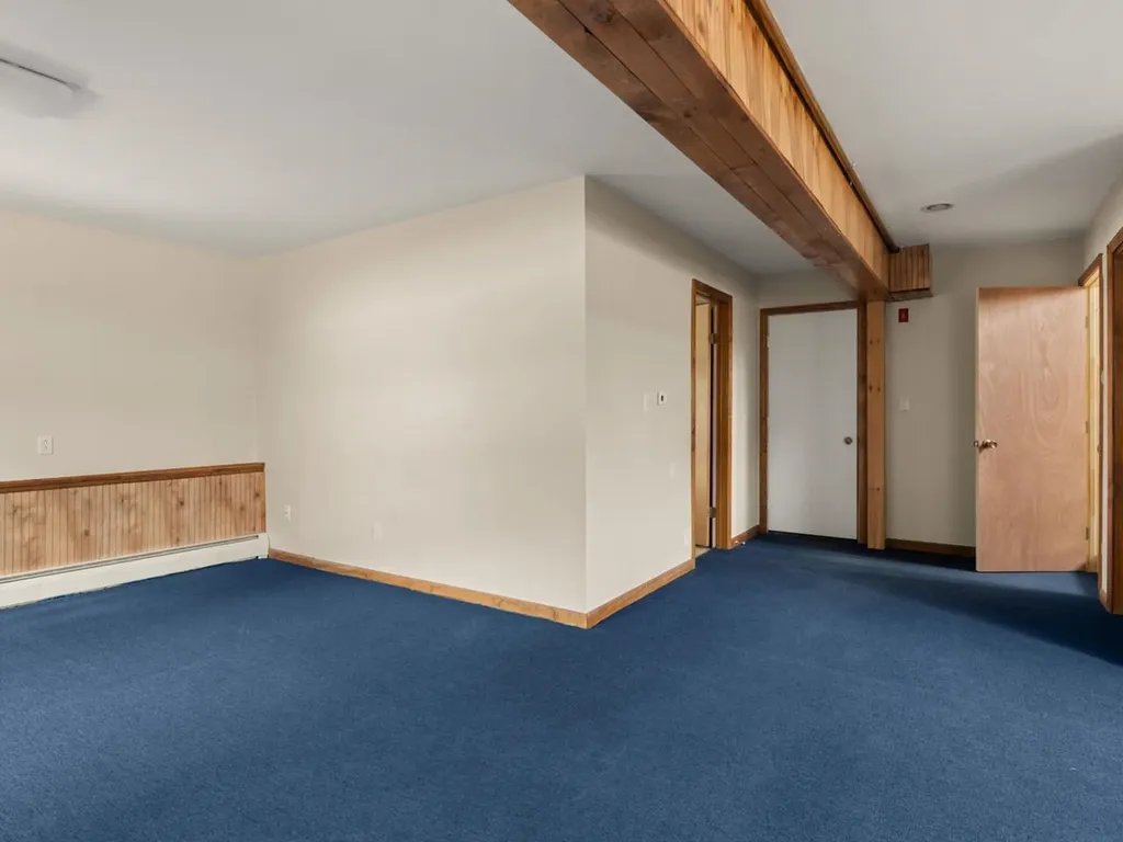 32 Dufresne Drive Winooski VT 05404