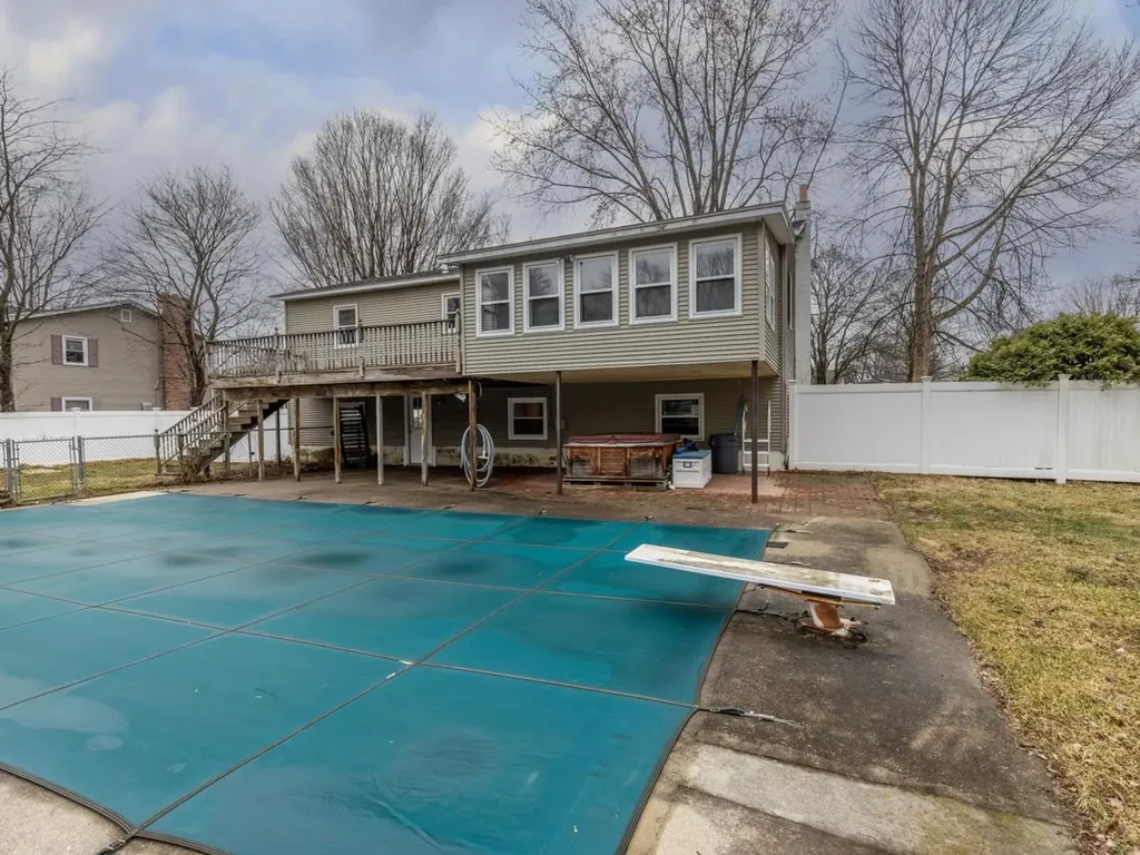 32 Dufresne Drive Winooski VT 05404