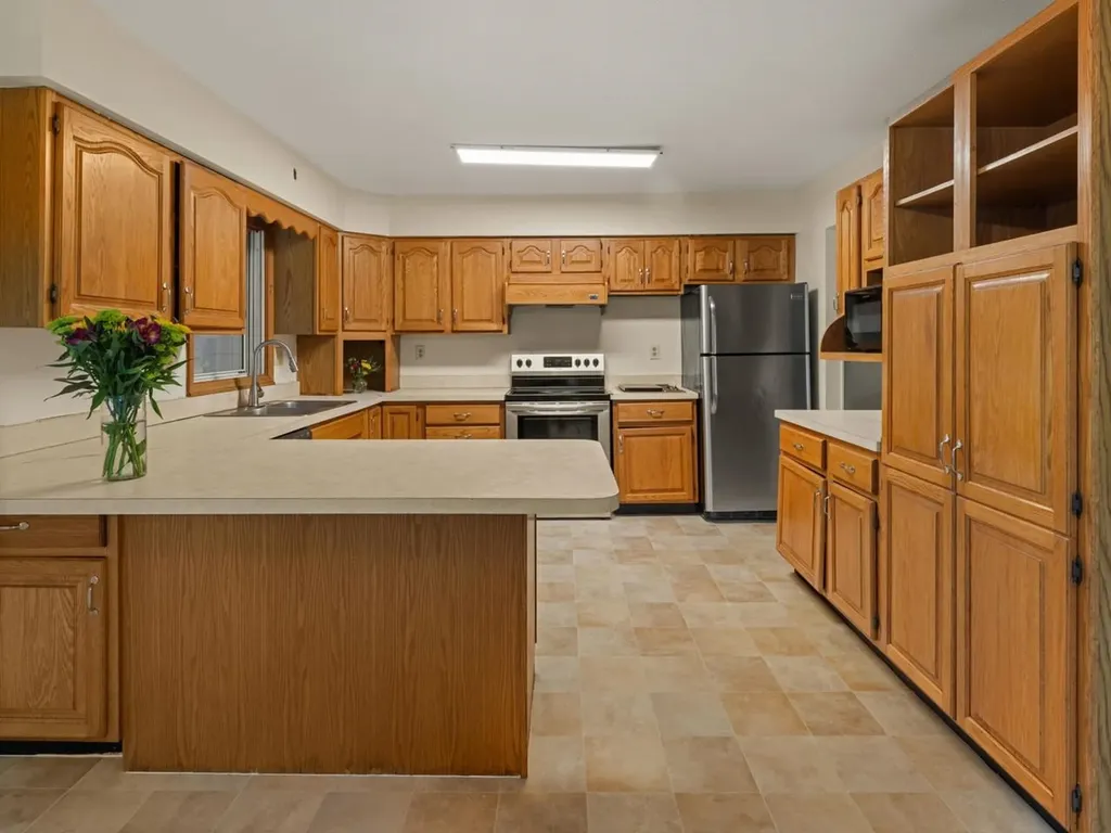 32 Dufresne Drive Winooski VT 05404