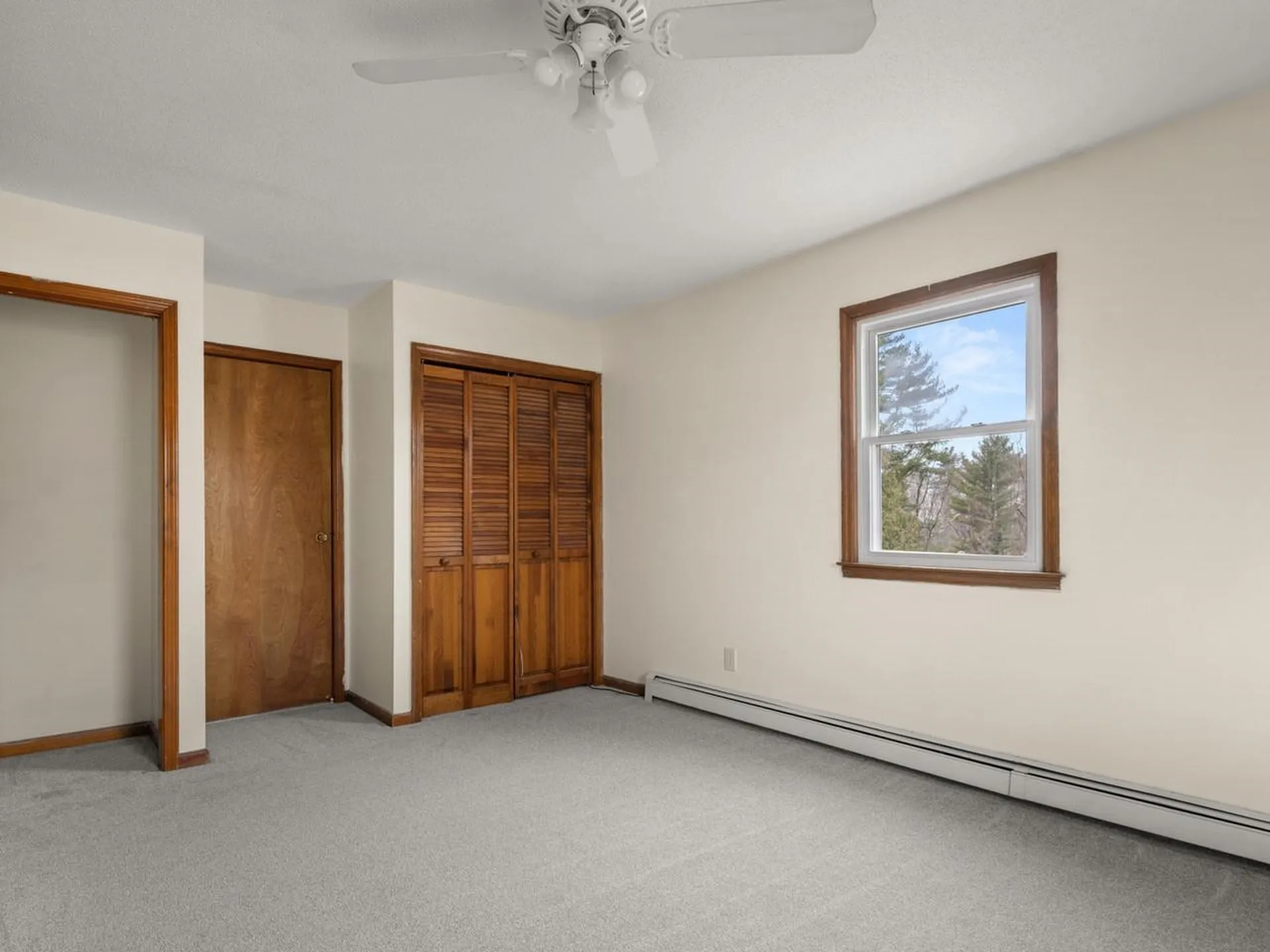 32 Dufresne Drive Winooski VT 05404