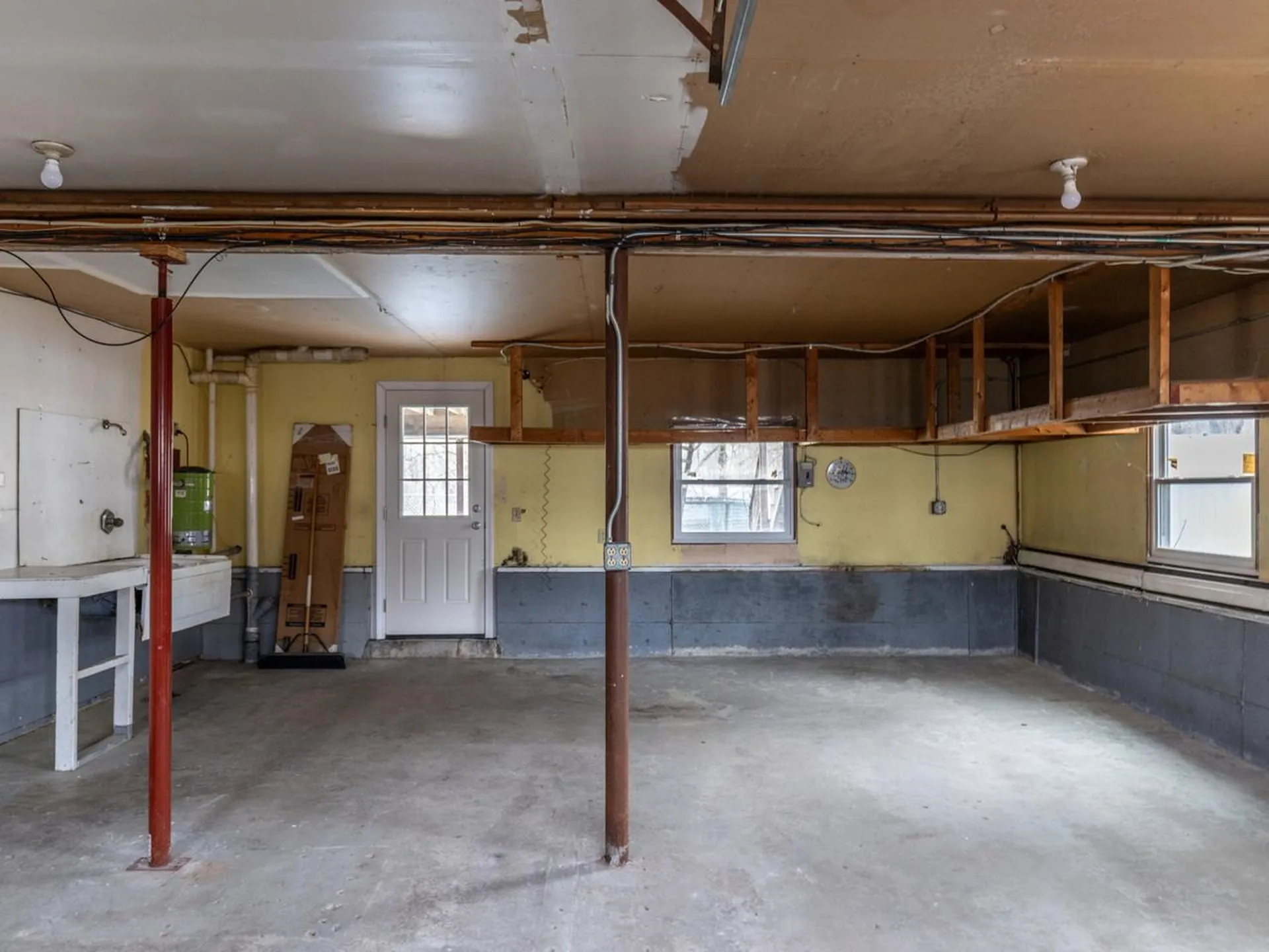 32 Dufresne Drive Winooski VT 05404