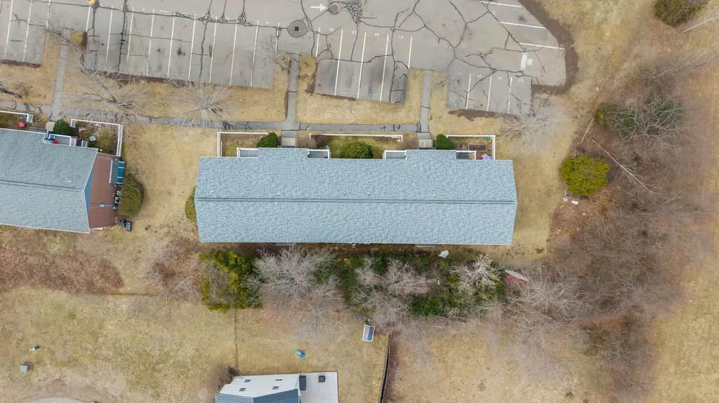 24 Seabury Avenue Hampton NH 03842