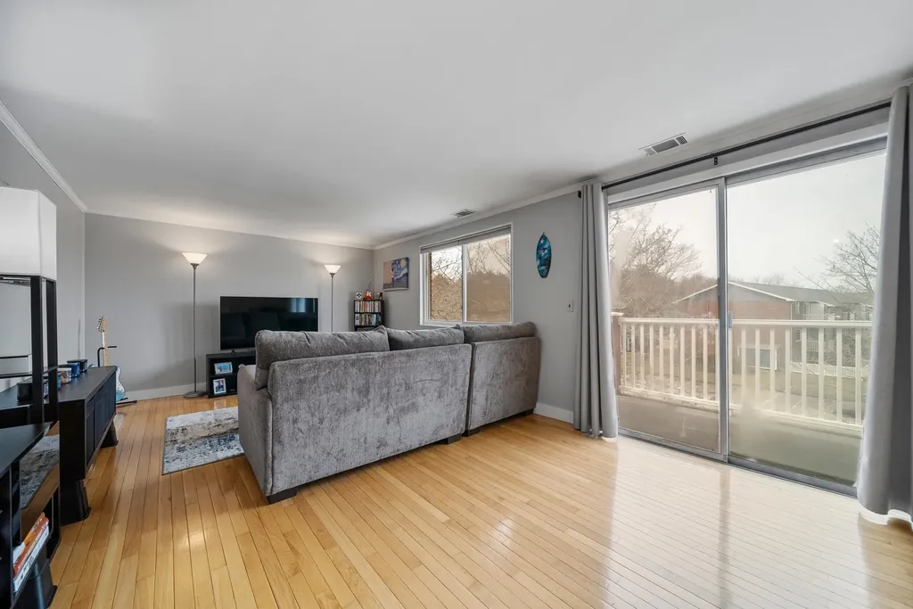 24 Seabury Avenue Hampton NH 03842