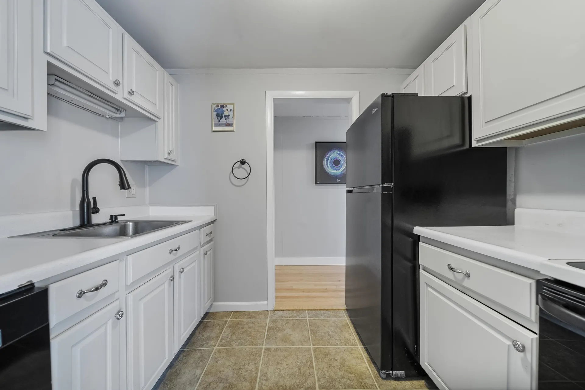 24 Seabury Avenue Hampton NH 03842