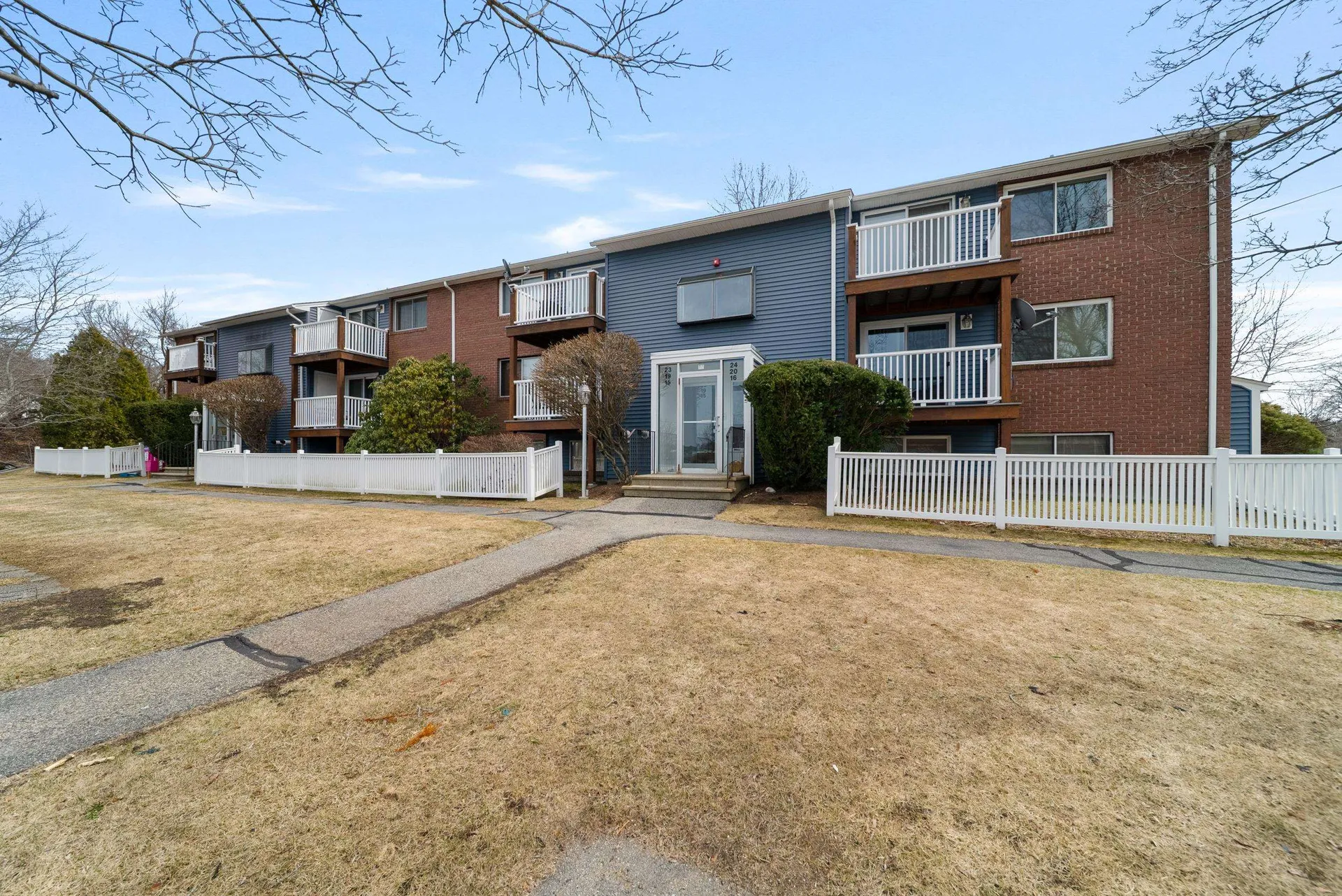 24 Seabury Avenue Hampton NH 03842