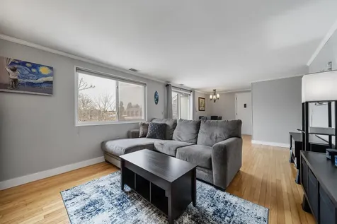 24 Seabury Avenue Hampton NH 03842