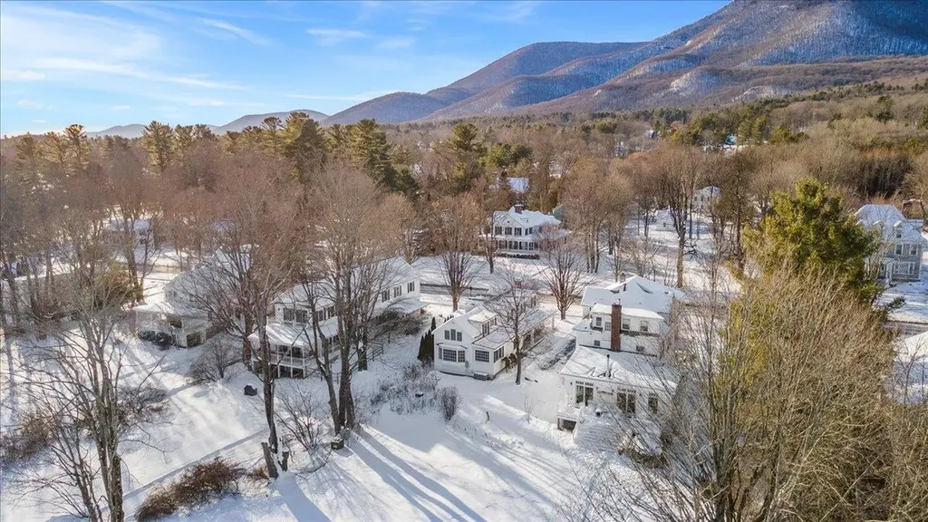 3436 Main Street Manchester VT 05254