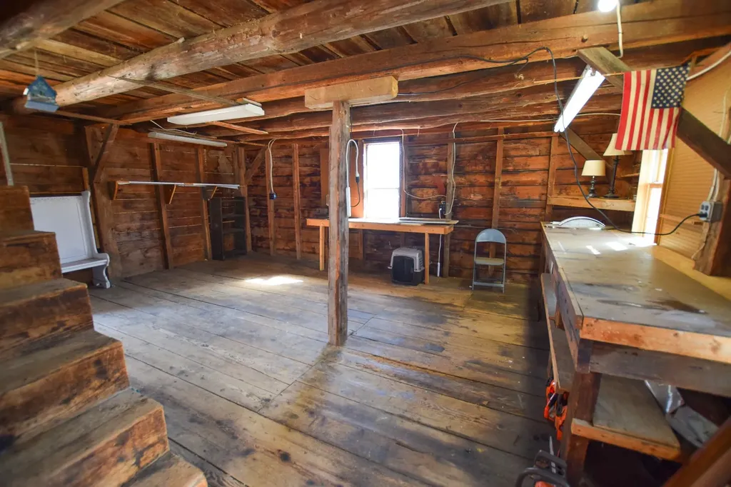 733 White Oaks Road Laconia NH 03246