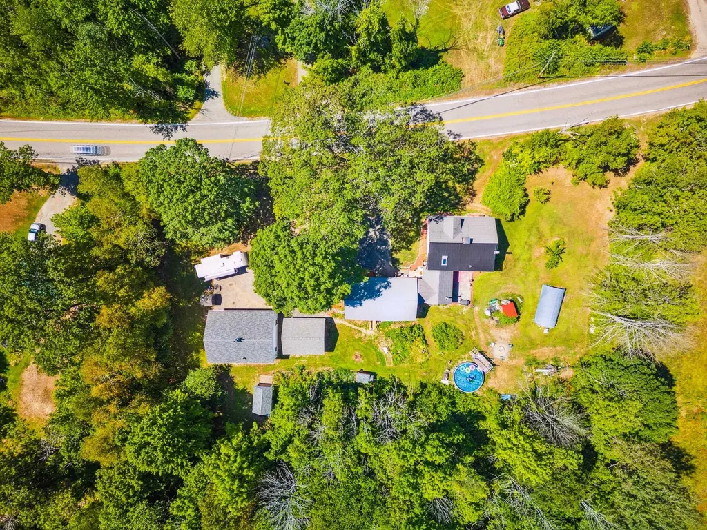 733 White Oaks Road Laconia NH 03246