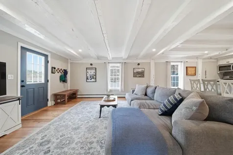 131 North Road East Kingston NH 03287