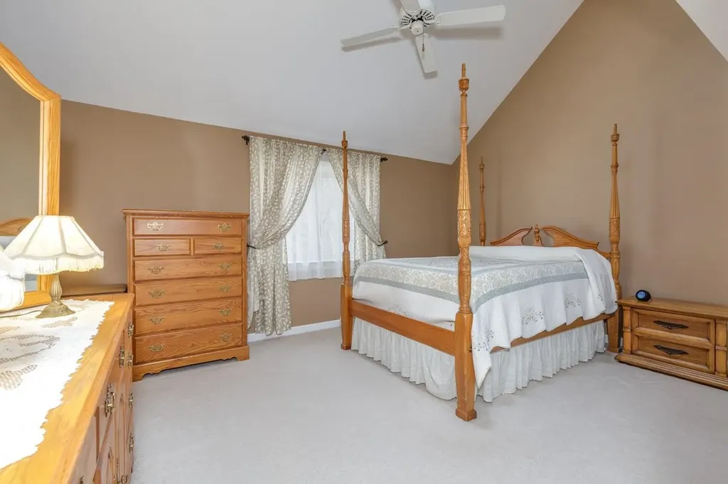 63 East Meadow Way Manchester NH 03109