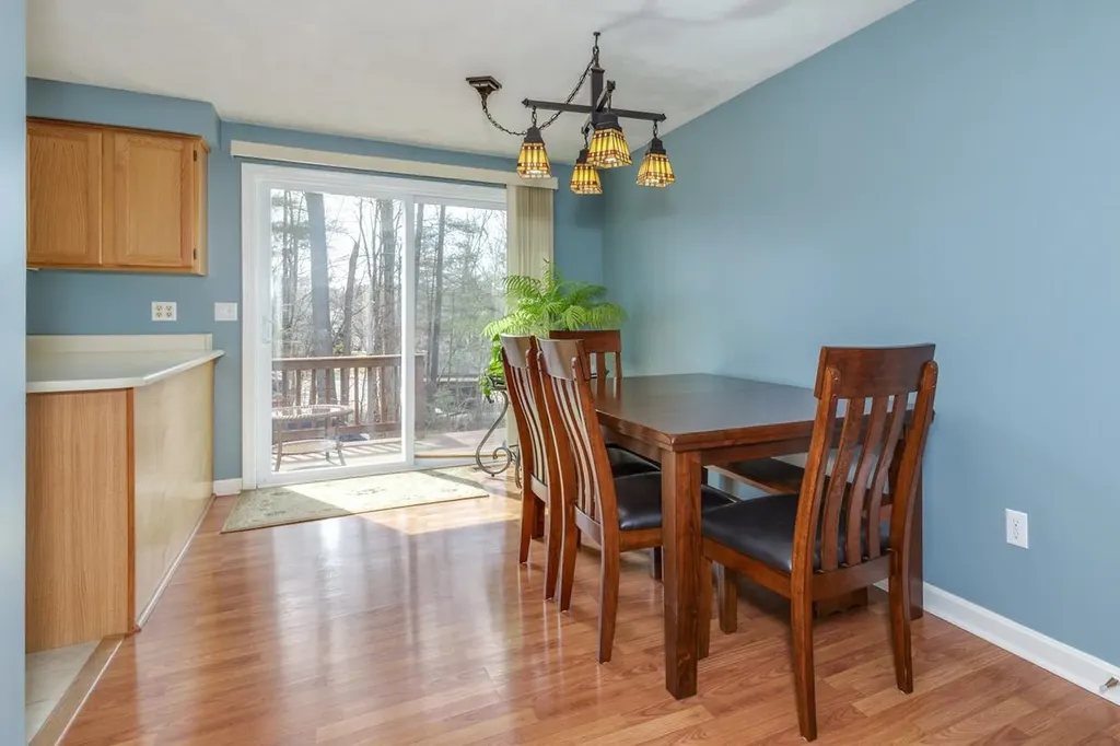 63 East Meadow Way Manchester NH 03109