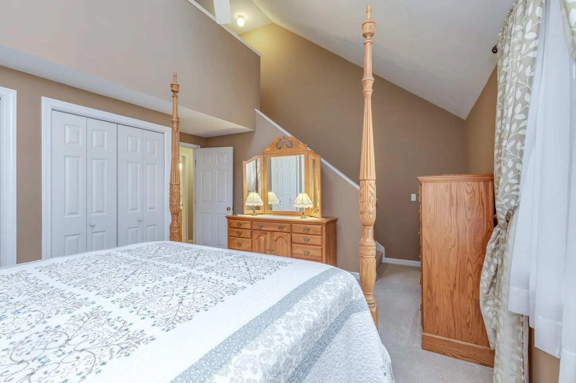 63 East Meadow Way Manchester NH 03109