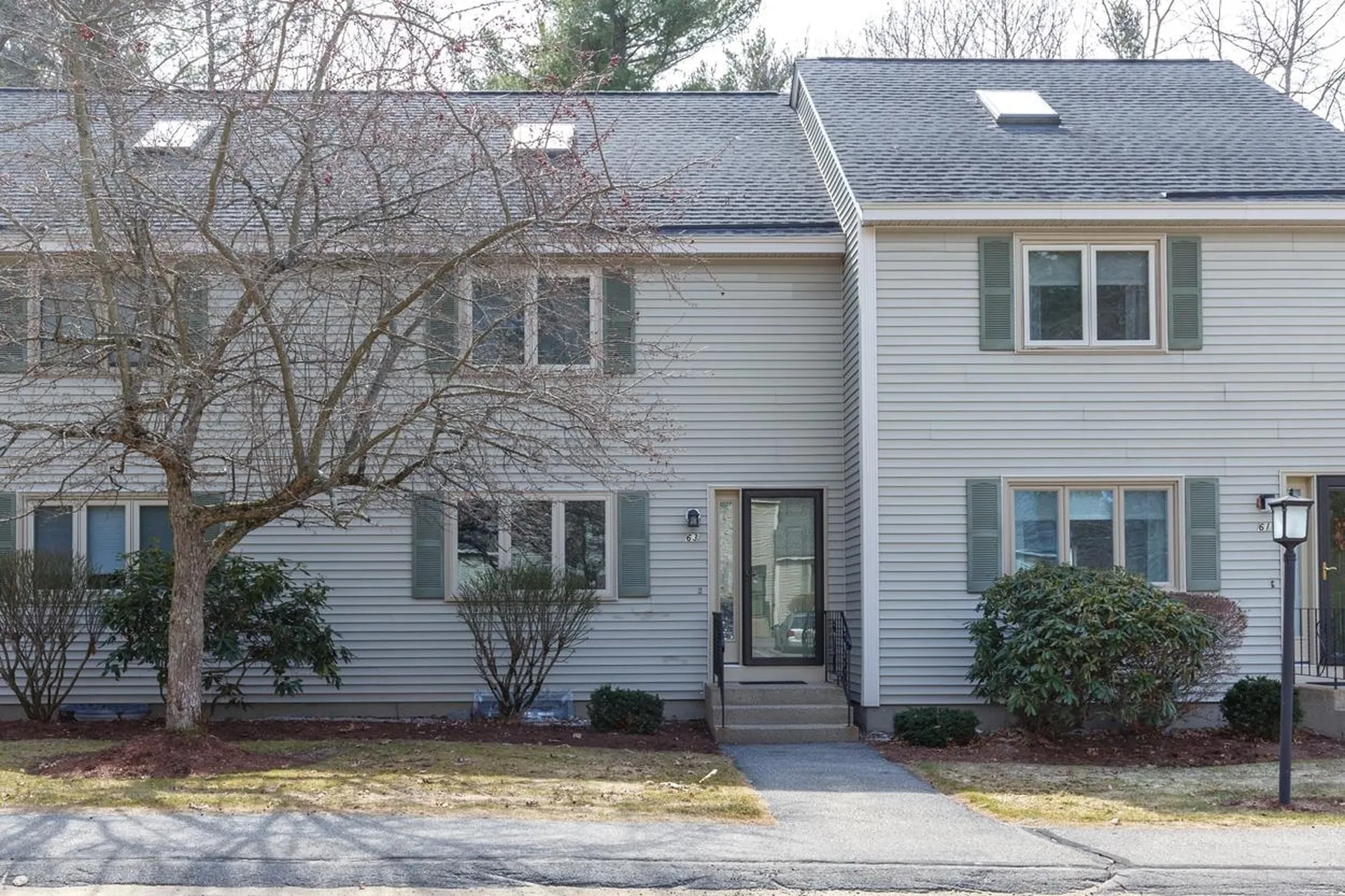 63 East Meadow Way Manchester NH 03109