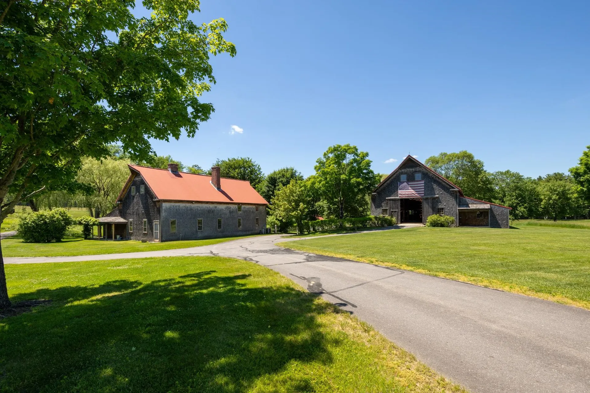 14 Bartlett Road Kensington NH 03833