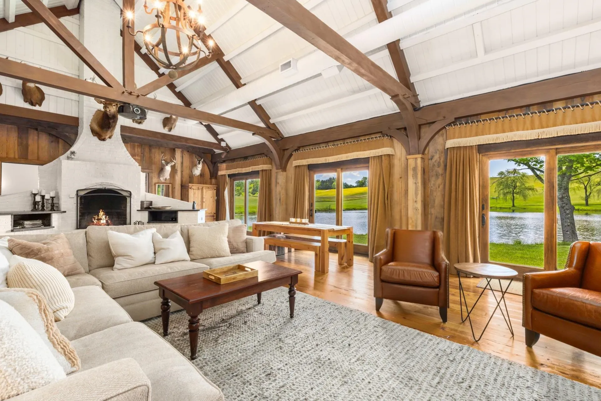 14 Bartlett Road Kensington NH 03833