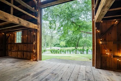 14 Bartlett Road Kensington NH 03833