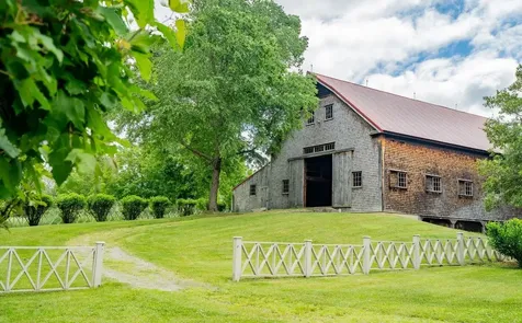 14 Bartlett Road Kensington NH 03833