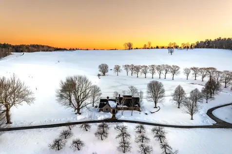 14 Bartlett Road Kensington NH 03833