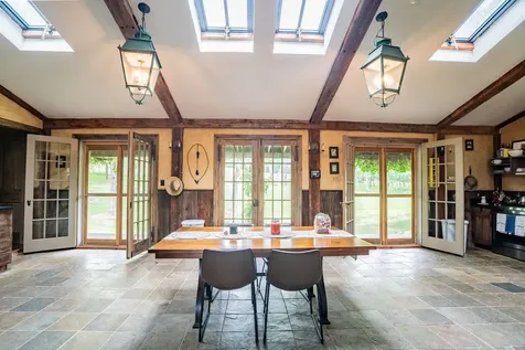 14 Bartlett Road Kensington NH 03833