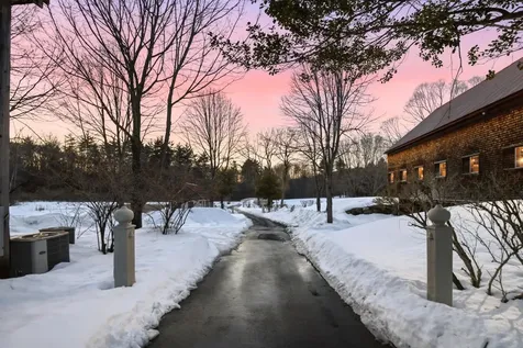 14 Bartlett Road Kensington NH 03833