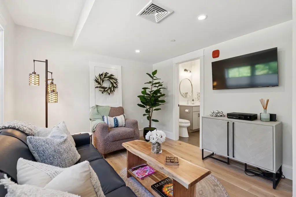 50 Cate Street Portsmouth NH 03801