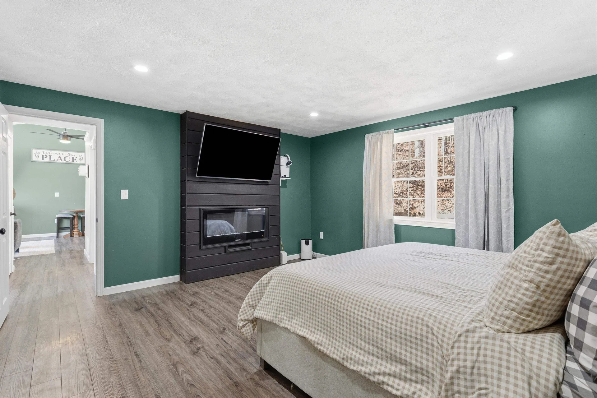 32 Syracuse Road Nashua NH 03064