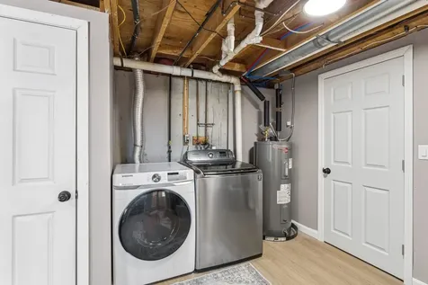 32 Syracuse Road Nashua NH 03064
