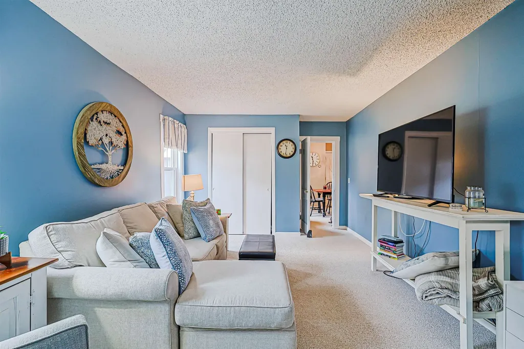 11 Wilson Hill Road Merrimack NH 03054