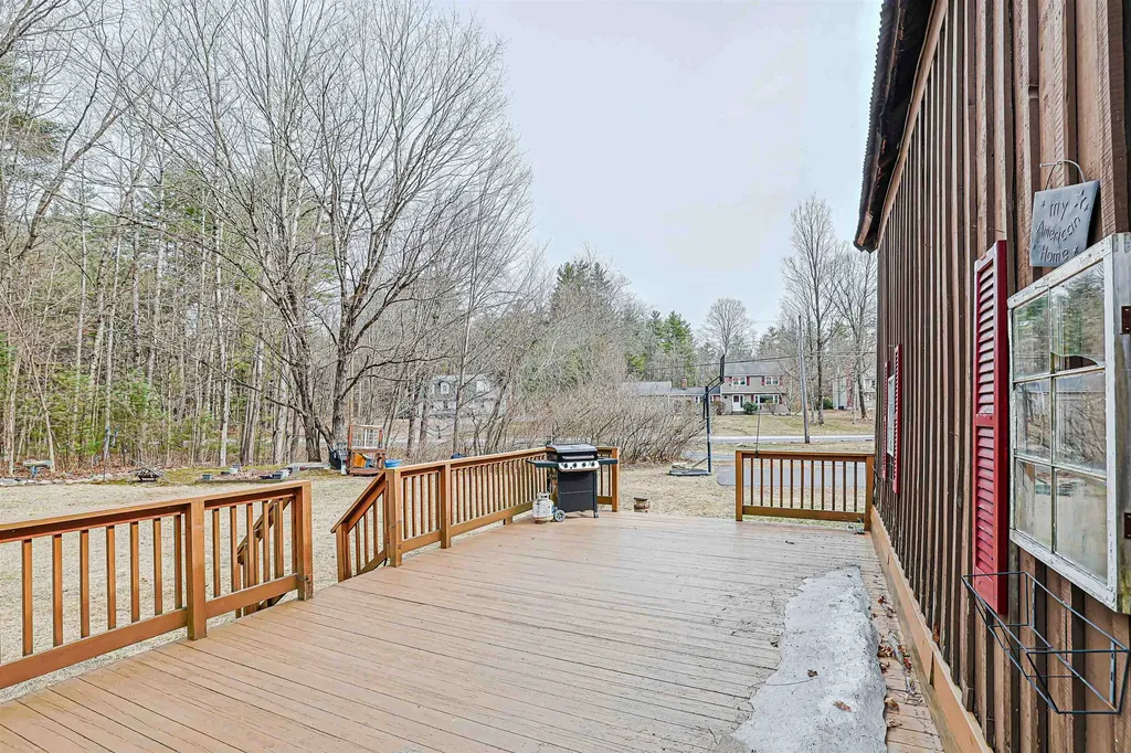 11 Wilson Hill Road Merrimack NH 03054