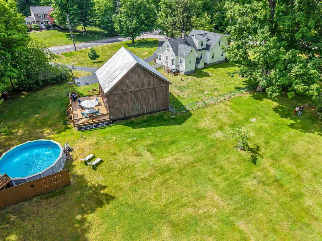 11 Wilson Hill Merrimack NH 03054