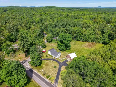 11 Wilson Hill Merrimack NH 03054