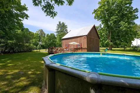 11 Wilson Hill Merrimack NH 03054