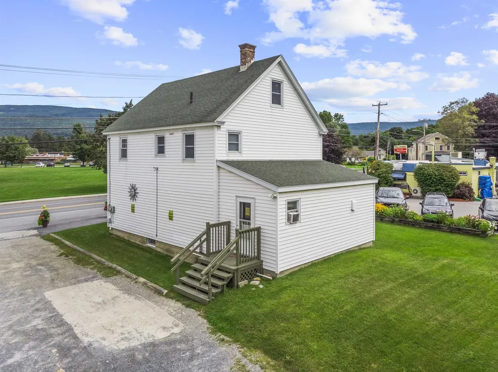 318 North Street Bennington VT 05201