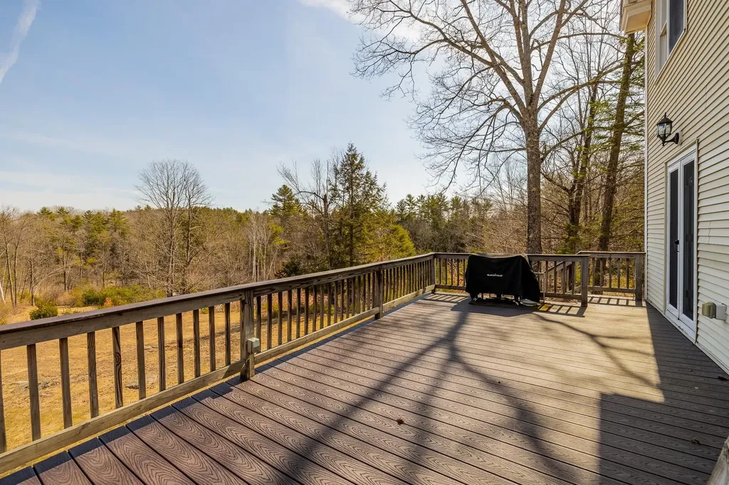 63 Shiloh Lane Norwich VT 05055