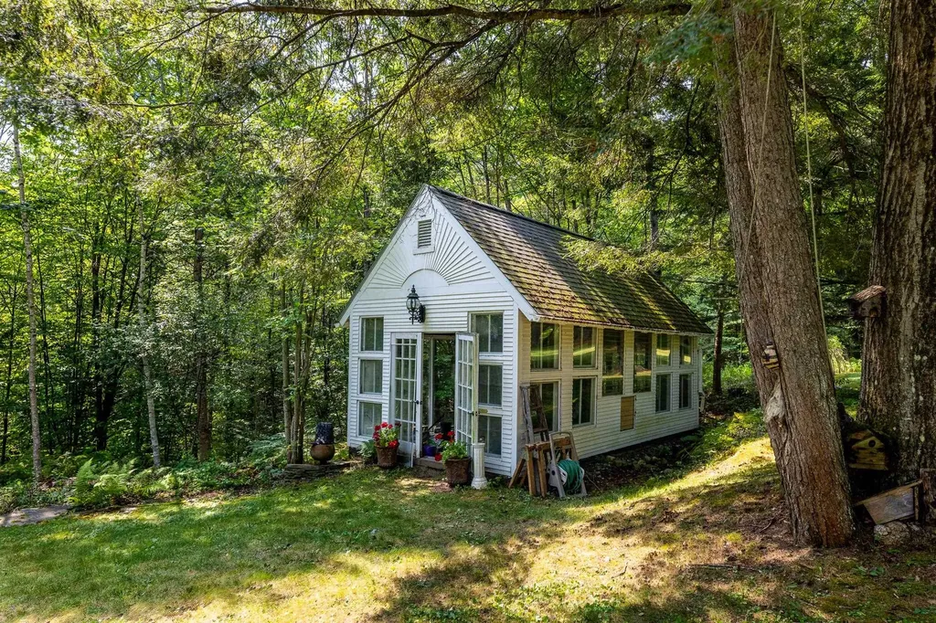 63 Shiloh Lane Norwich VT 05055