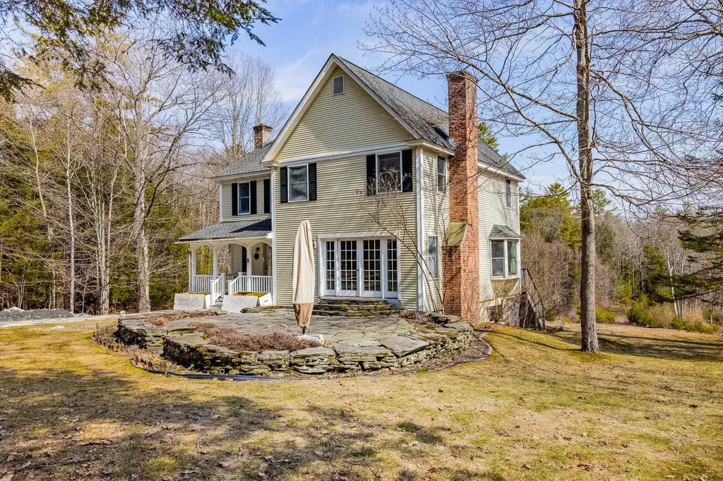 63 Shiloh Lane Norwich VT 05055