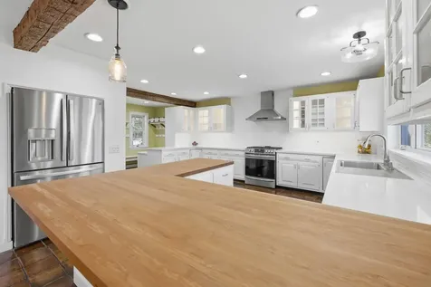 63 Shiloh Lane Norwich VT 05055