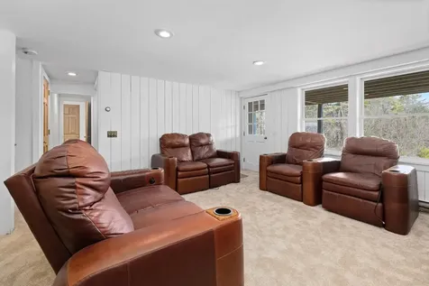 63 Shiloh Lane Norwich VT 05055