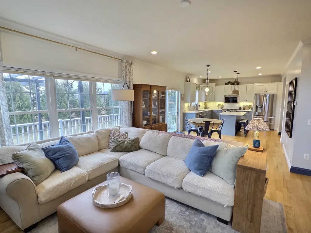 159 Sommerfield Avenue South Burlington VT 05403