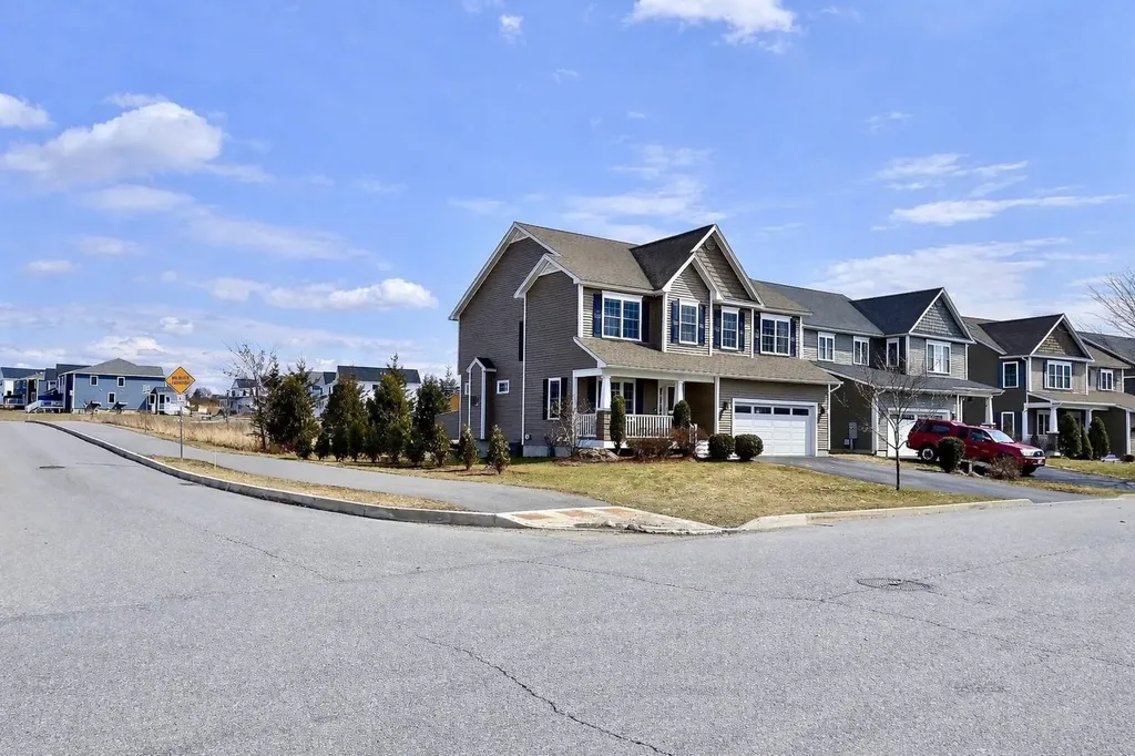 159 Sommerfield Avenue South Burlington VT 05403