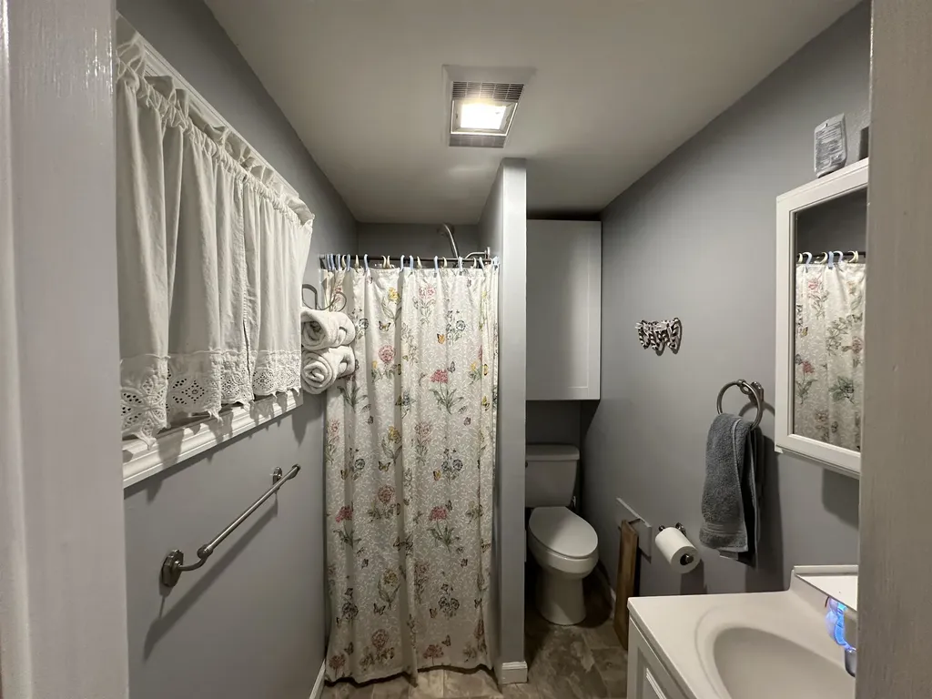 16 Howe Street Williamstown VT 05679