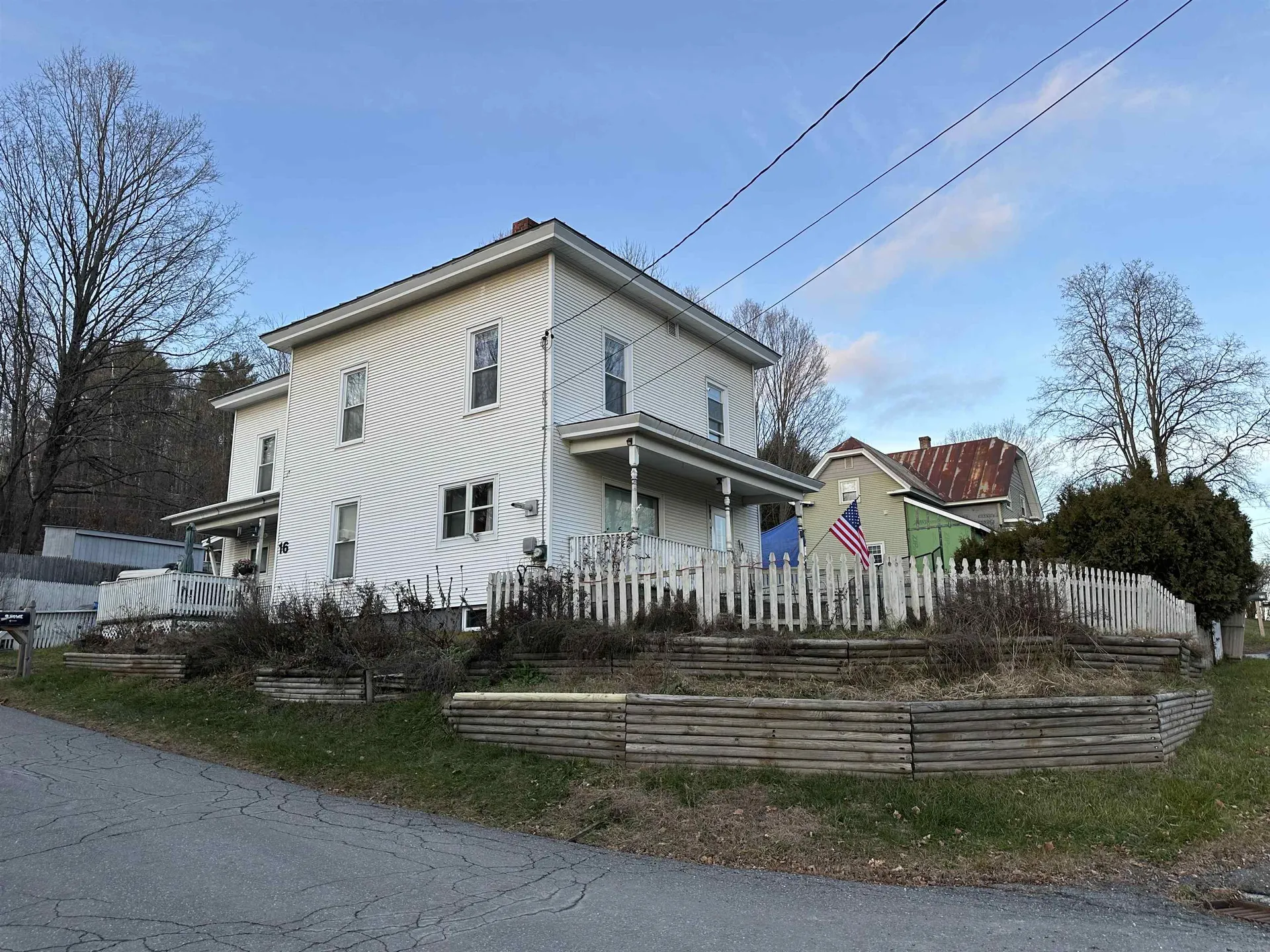 16 Howe Street Williamstown VT 05679