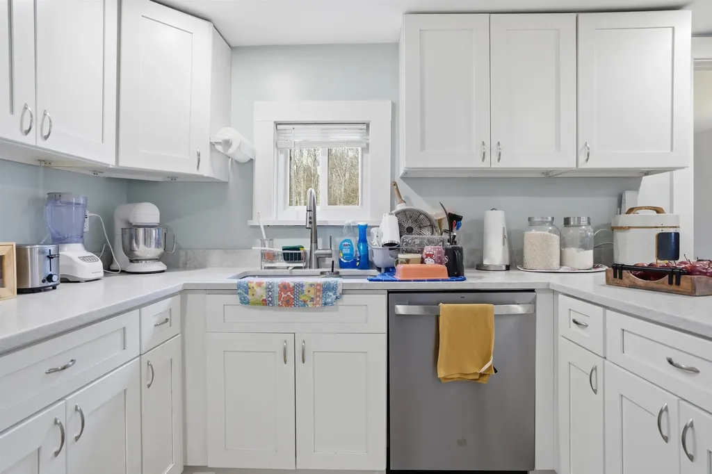 39 South Barnstead Road Barnstead NH 03225