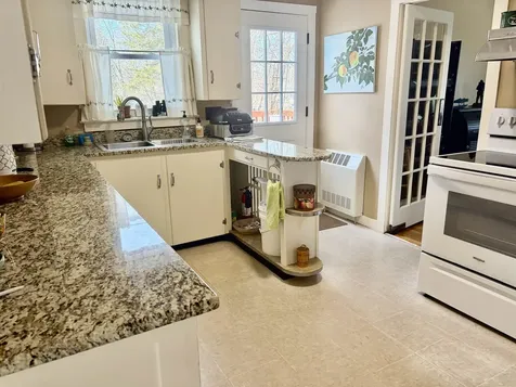 141 Main Street Colebrook NH 03576